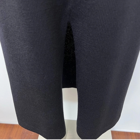 St. John Basics Womens Elastic Waist Maxi Skirt Black Size 12 Santana Knit - Picture 5 of 8